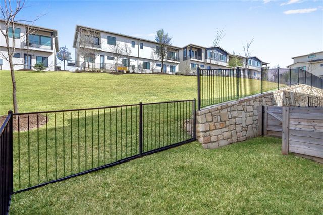 2050 Lohmans Spur RD 501, Lakeway, TX 78734