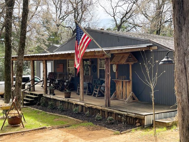 233 Private Road 247, Oakwood, TX 75855