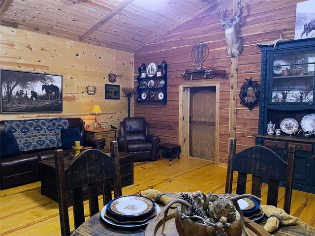 233 Private Road 247, Oakwood, TX 75855