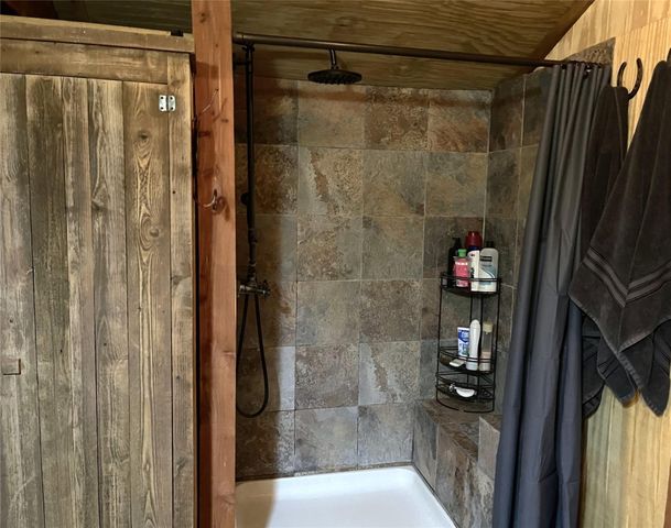 233 Private Road 247, Oakwood, TX 75855