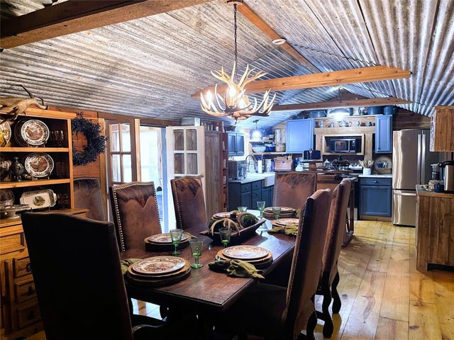 233 Private Road 247, Oakwood, TX 75855