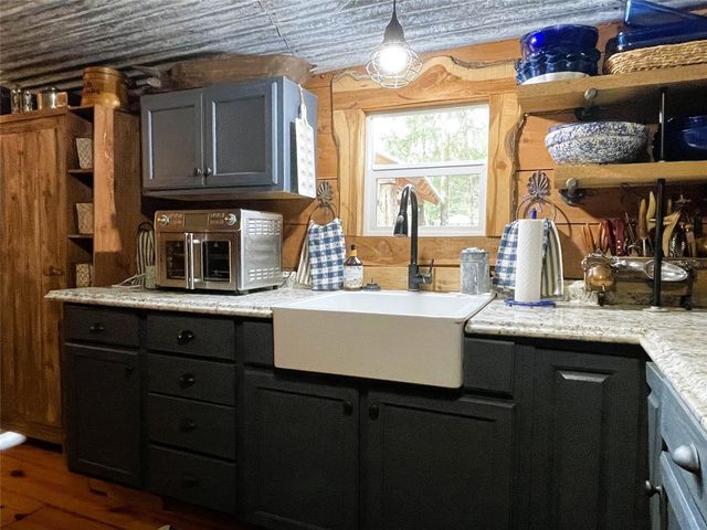 233 Private Road 247, Oakwood, TX 75855