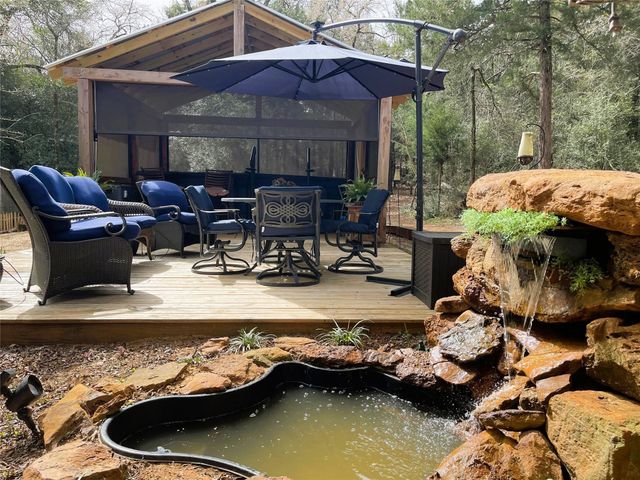 233 Private Road 247, Oakwood, TX 75855