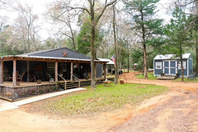 233 Private Road 247, Oakwood, TX 75855
