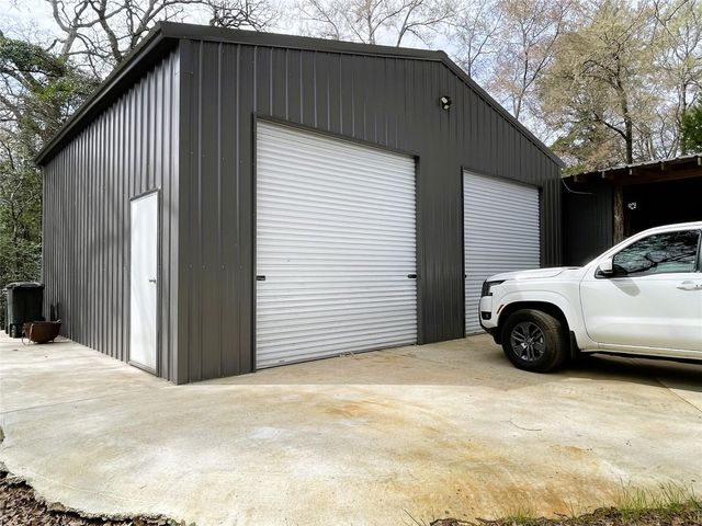 233 Private Road 247, Oakwood, TX 75855