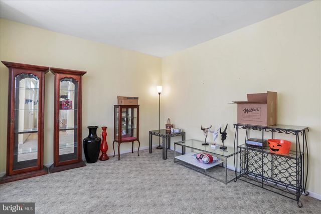 93 KIMBERWICKE DR S, Charles Town, WV 25414