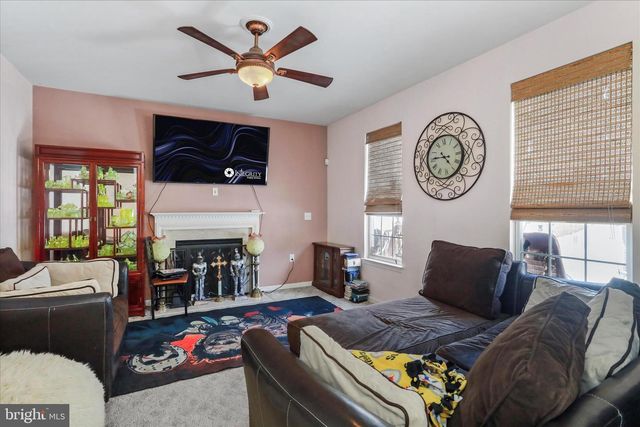 93 KIMBERWICKE DR S, Charles Town, WV 25414