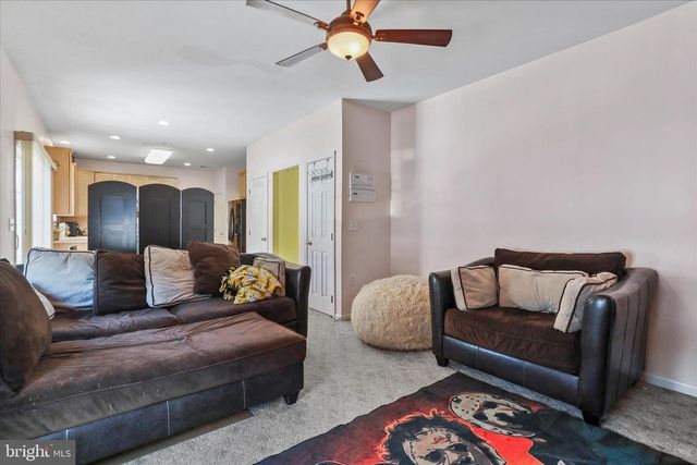 93 KIMBERWICKE DR S, Charles Town, WV 25414