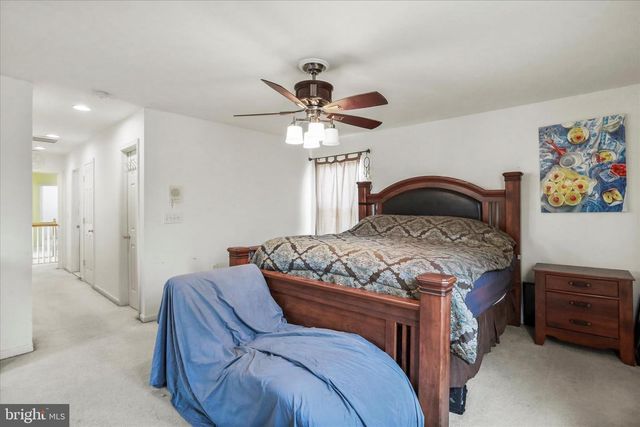 93 KIMBERWICKE DR S, Charles Town, WV 25414