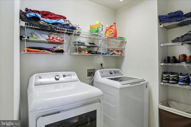 93 KIMBERWICKE DR S, Charles Town, WV 25414