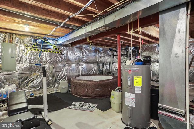 93 KIMBERWICKE DR S, Charles Town, WV 25414