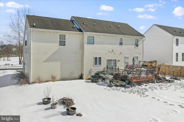 93 KIMBERWICKE DR S, Charles Town, WV 25414