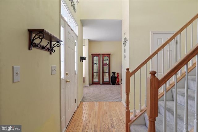 93 KIMBERWICKE DR S, Charles Town, WV 25414