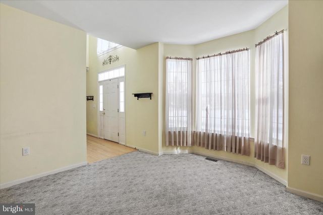 93 KIMBERWICKE DR S, Charles Town, WV 25414