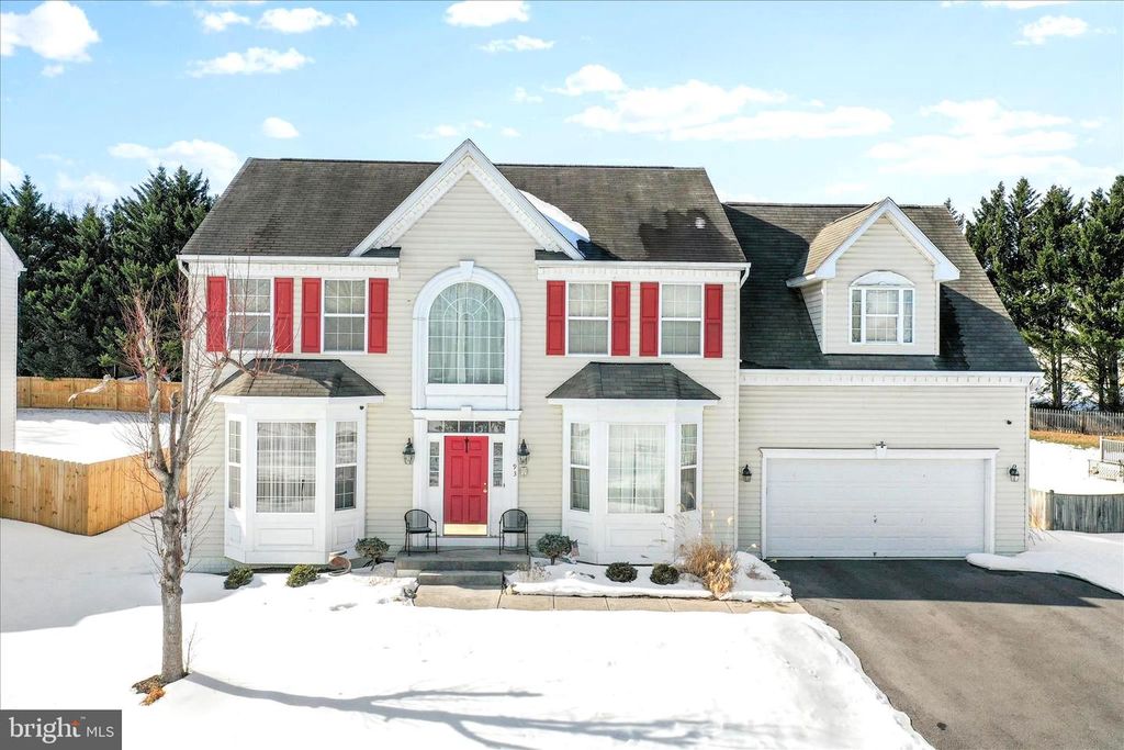 93 KIMBERWICKE DR S, Charles Town, WV 25414