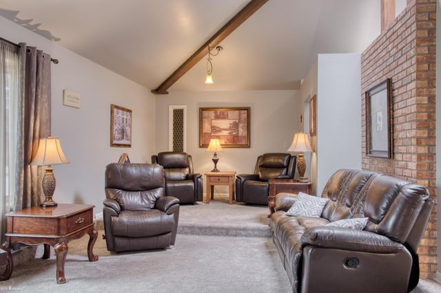 1532 Alta Vista Drive, Owosso, MI 48867