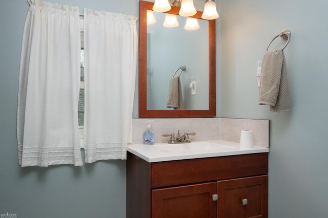 1532 Alta Vista Drive, Owosso, MI 48867