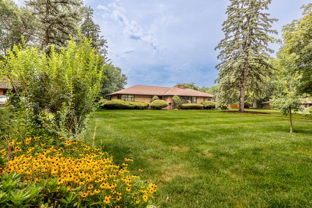 254 Wing Park Boulevard, Elgin, IL 60123