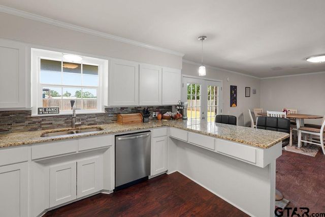 108 Robinwood, Whitehouse, TX 75791