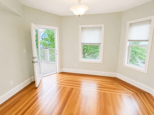 94 Josephine Ave. 2, Somerville, MA 02144