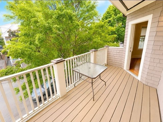 94 Josephine Ave. 2, Somerville, MA 02144