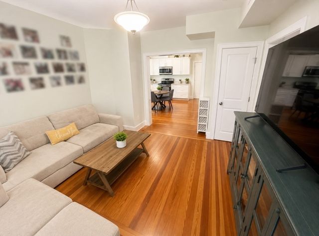 94 Josephine Ave. 2, Somerville, MA 02144