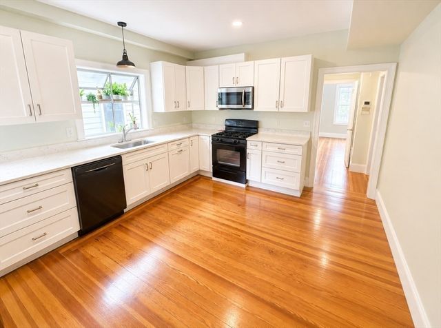 94 Josephine Ave. 2, Somerville, MA 02144