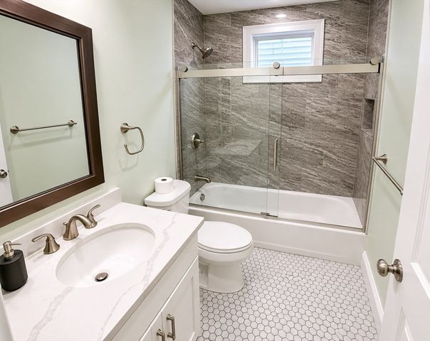 94 Josephine Ave. 2, Somerville, MA 02144