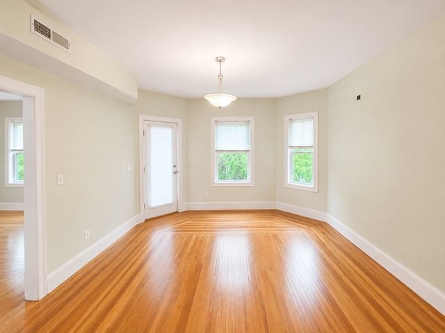 94 Josephine Ave. 2, Somerville, MA 02144