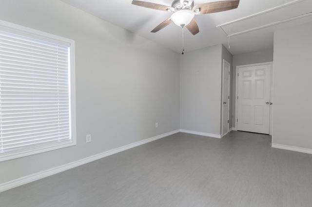 101 Will Street, Willis, TX 77378