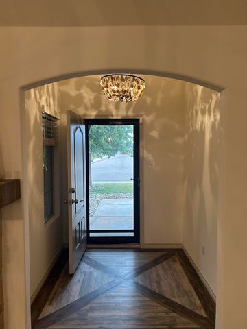 6908 70th Street, Lubbock, TX 79424