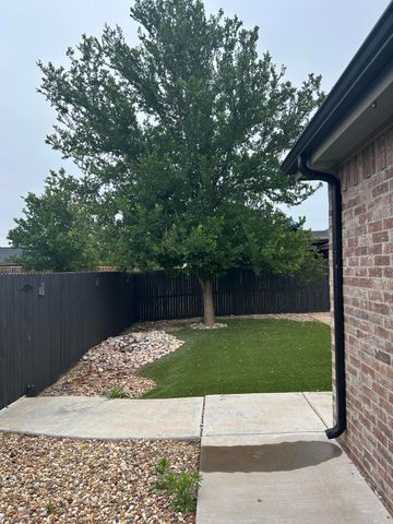 6908 70th Street, Lubbock, TX 79424