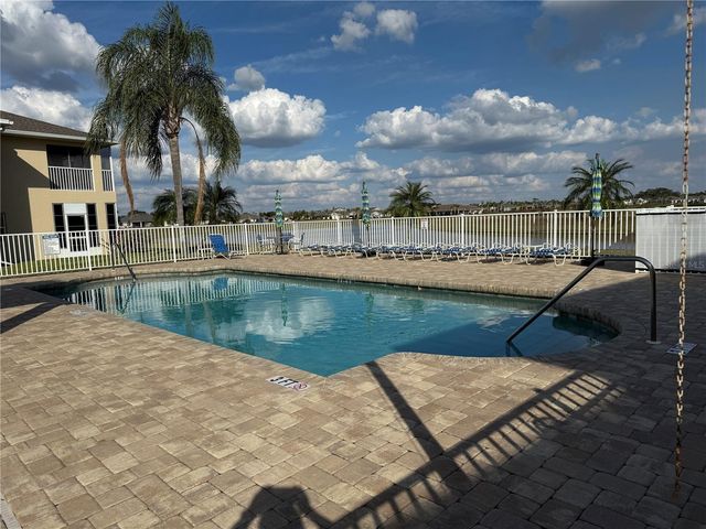 5800 SABAL TRACE DRIVE 701, North Port, FL 34287