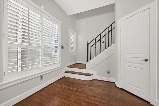 6308 Schuler Street, Houston, TX 77007