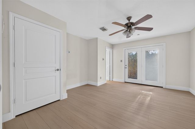 6308 Schuler Street, Houston, TX 77007