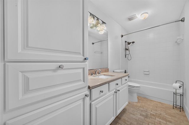 6308 Schuler Street, Houston, TX 77007