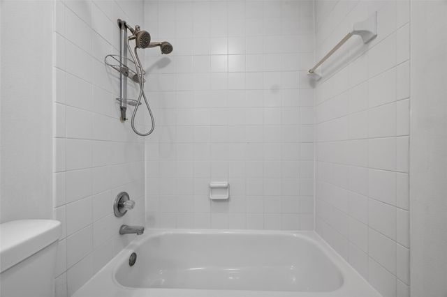 6308 Schuler Street, Houston, TX 77007