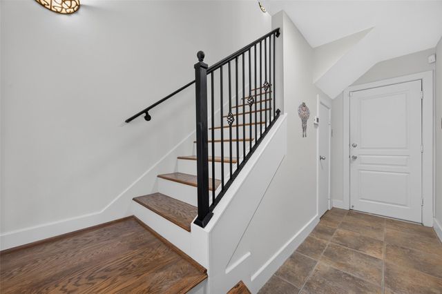 6308 Schuler Street, Houston, TX 77007