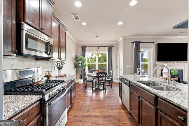 45 Oakley Way, Dallas, GA 30132