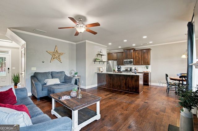 45 Oakley Way, Dallas, GA 30132