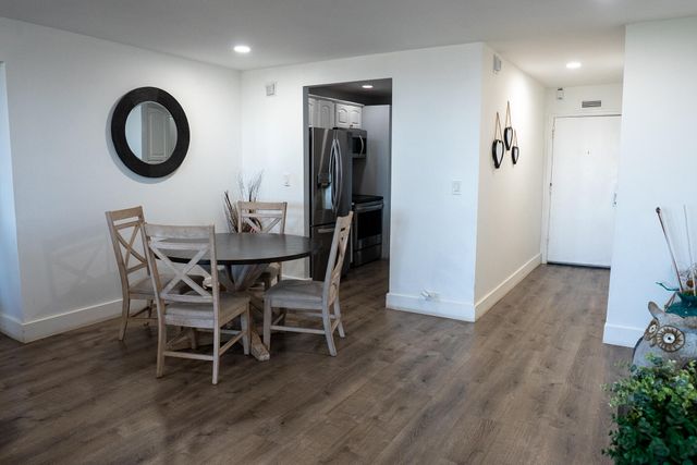 1208 Marine Way 607, North Palm Beach, FL 33408