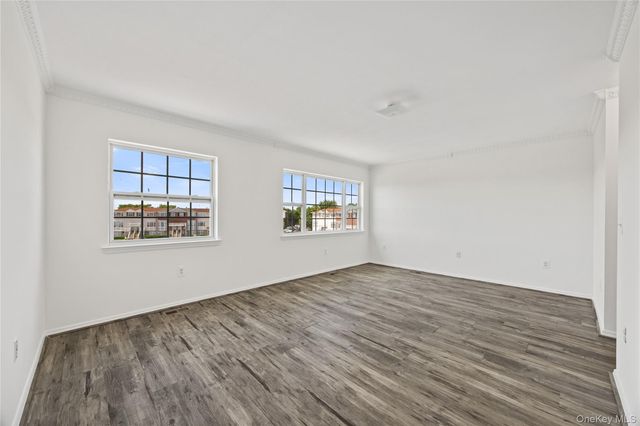 102 Surf Drive, Bronx, NY 10473