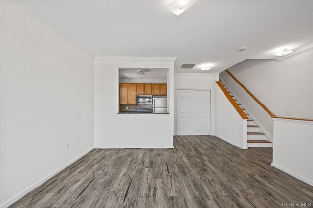 102 Surf Drive, Bronx, NY 10473