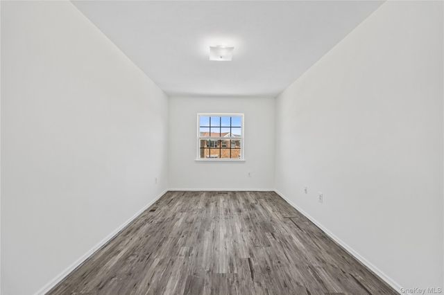 102 Surf Drive, Bronx, NY 10473