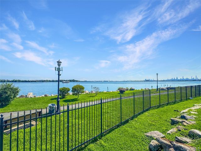 102 Surf Drive, Bronx, NY 10473