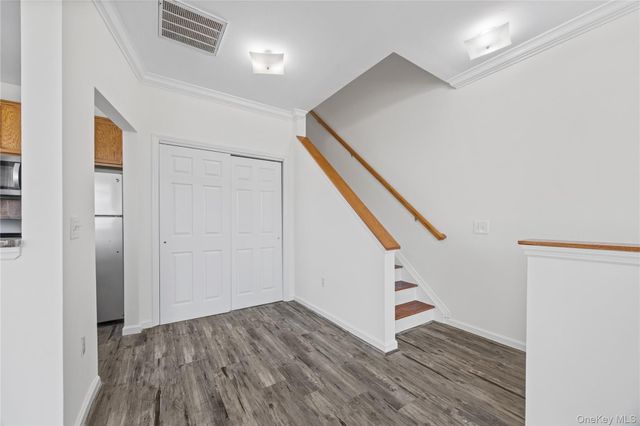 102 Surf Drive, Bronx, NY 10473