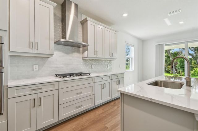 9681 CRYSTAL ISLES CIRCLE, Sarasota, FL 34241