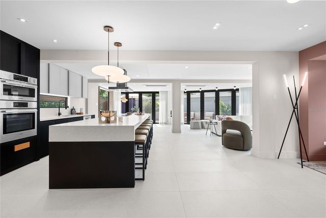 1 ALMENDARES, San Juan, PR 00907