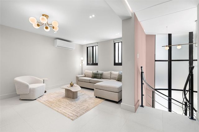 1 ALMENDARES, San Juan, PR 00907