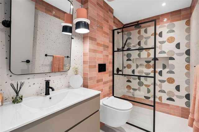 1 ALMENDARES, San Juan, PR 00907